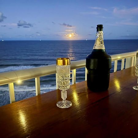 Absolutely Stunning! On The Beach !!! Гоулд Коуст Екстериор снимка